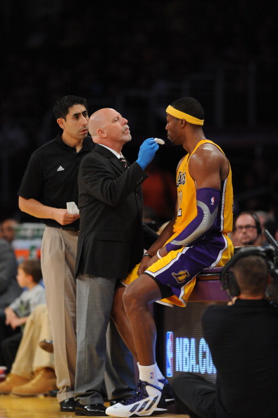 发挥出色！兰德尔18中9贡献28分9板，个人近7场最高分（状态火热！兰德尔18投9中砍下28分9板，刷新近7场个人新高）