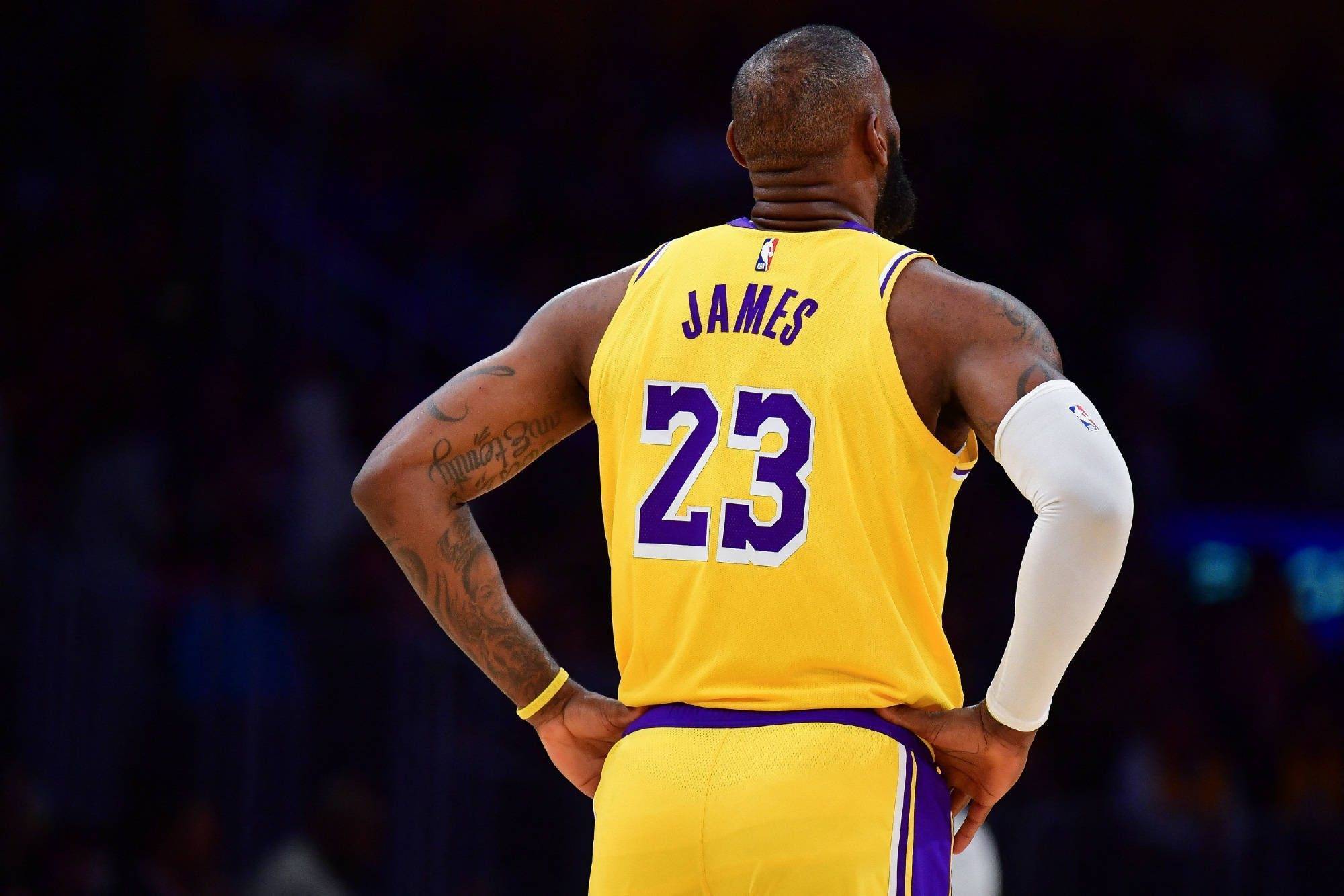 记者：杨希、向余望对阵韩国U22时大概率无法出场（记者称：杨希、向余望大概率缺席对阵韩国U22一战）