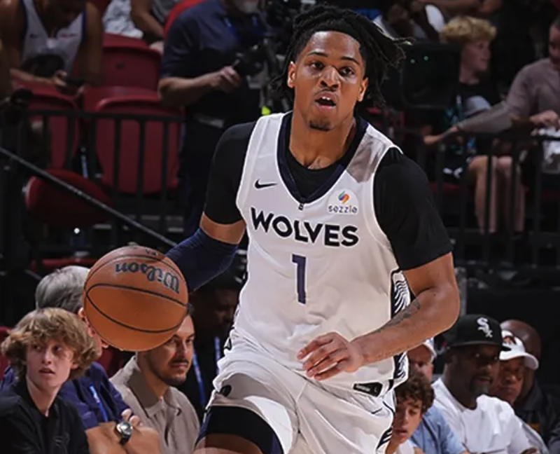 名场面+1！李祥波头被打破了仍然继续比赛（再添名场面！李祥波头部受伤仍坚持比赛）