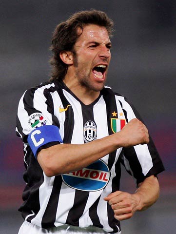 丢四个还能赢！曼城上次在联赛做到还是1957年5-4谢周三（丢四球照样赢！曼城联赛上次做到还要追溯至1957年5-4击败谢周三）