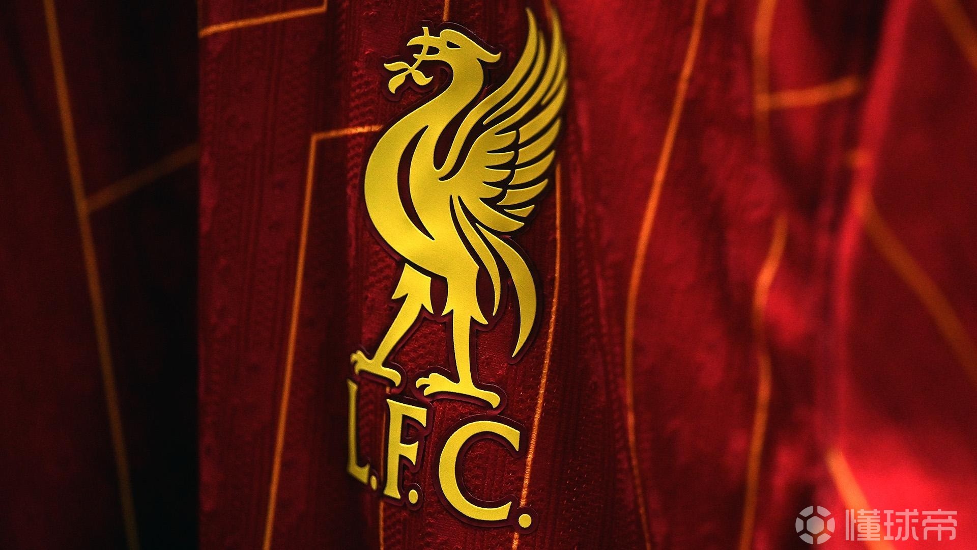 阿斯报谈英格兰10号位竞争：罗杰斯目前是贝林厄姆的最大威胁（阿斯报：英格兰10号位之争，罗杰斯成贝林厄姆最大对手）