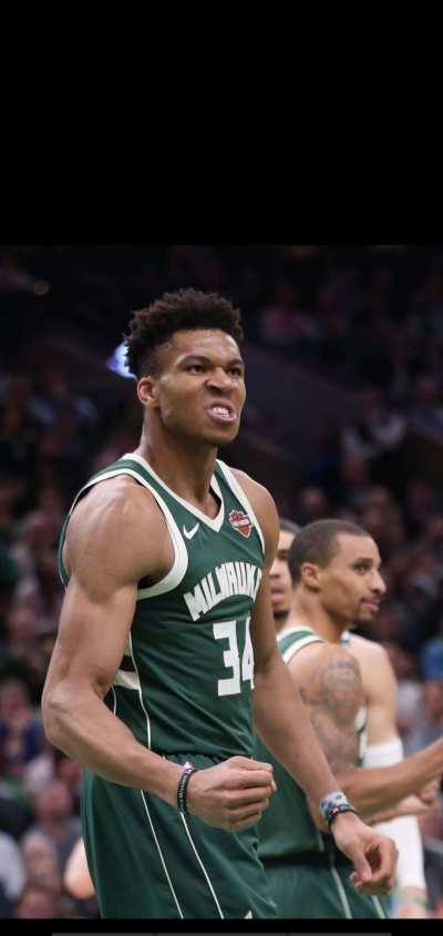 澳超战报：图雷、坎普扎诺建功，悉尼FC2-1客胜中岸水手（图雷、坎普扎诺先后破门，悉尼FC客场2-1力克中岸水手）