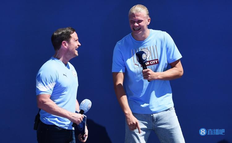 端水？克罗斯评历史最佳11人：C罗、梅西、大罗、小罗均在列（克罗斯评选史上最佳11人：梅西、C罗与大小罗悉数入选）