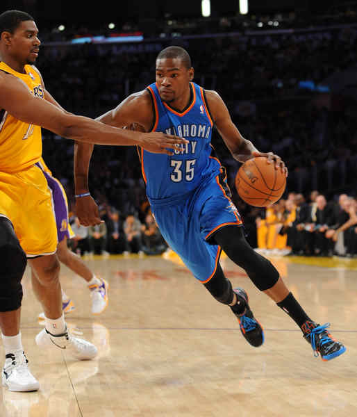 佩蒂特：巴黎球员太个人主义，和上赛季欧冠决赛判若两队（佩蒂特批巴黎过度个人化：与上赛季欧冠亚军判若两队）