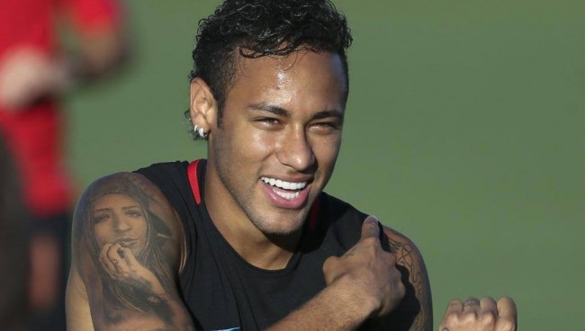 五大联赛积分榜：阿森纳2分领跑英超，巴萨4分优势领跑西甲，拜仁8分断层领先（五大联赛积分榜速览：英超阿森纳+2领跑，西甲巴萨+4居首，德甲拜仁领先8分）