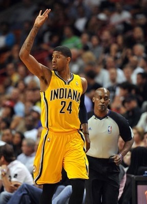 凯尔：比赛中阿德耶米被挑衅但保持了冷静，这说明他又成长了（凯尔：阿德耶米在比赛遭挑衅仍冷静应对，体现了他的又一次成长）