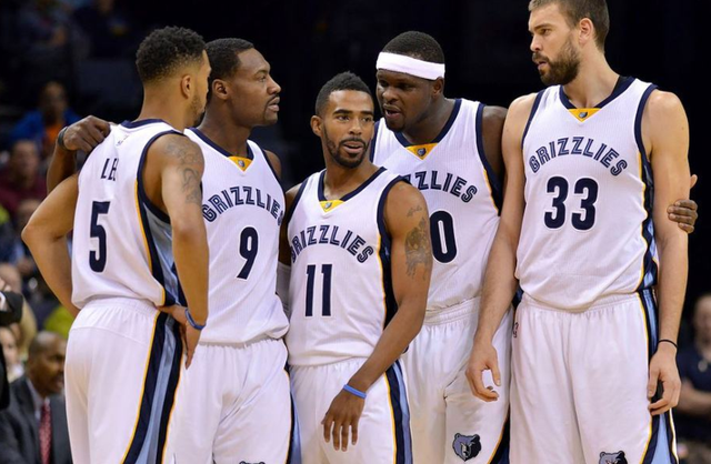 友谊赛半场：贝哈特传射，弗里曼双响，美国4-1乌拉圭（友谊赛半场战报：贝哈特传射建功，弗里曼梅开二度，美国4-1领先乌拉圭）